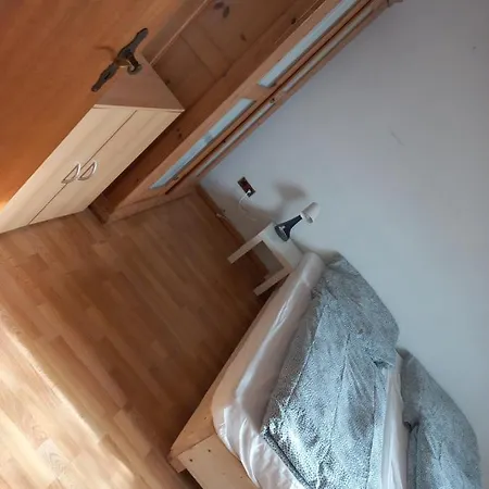 Hoteliving Düsseldorf Airport *